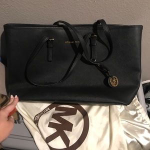 Black Michael Kors bag